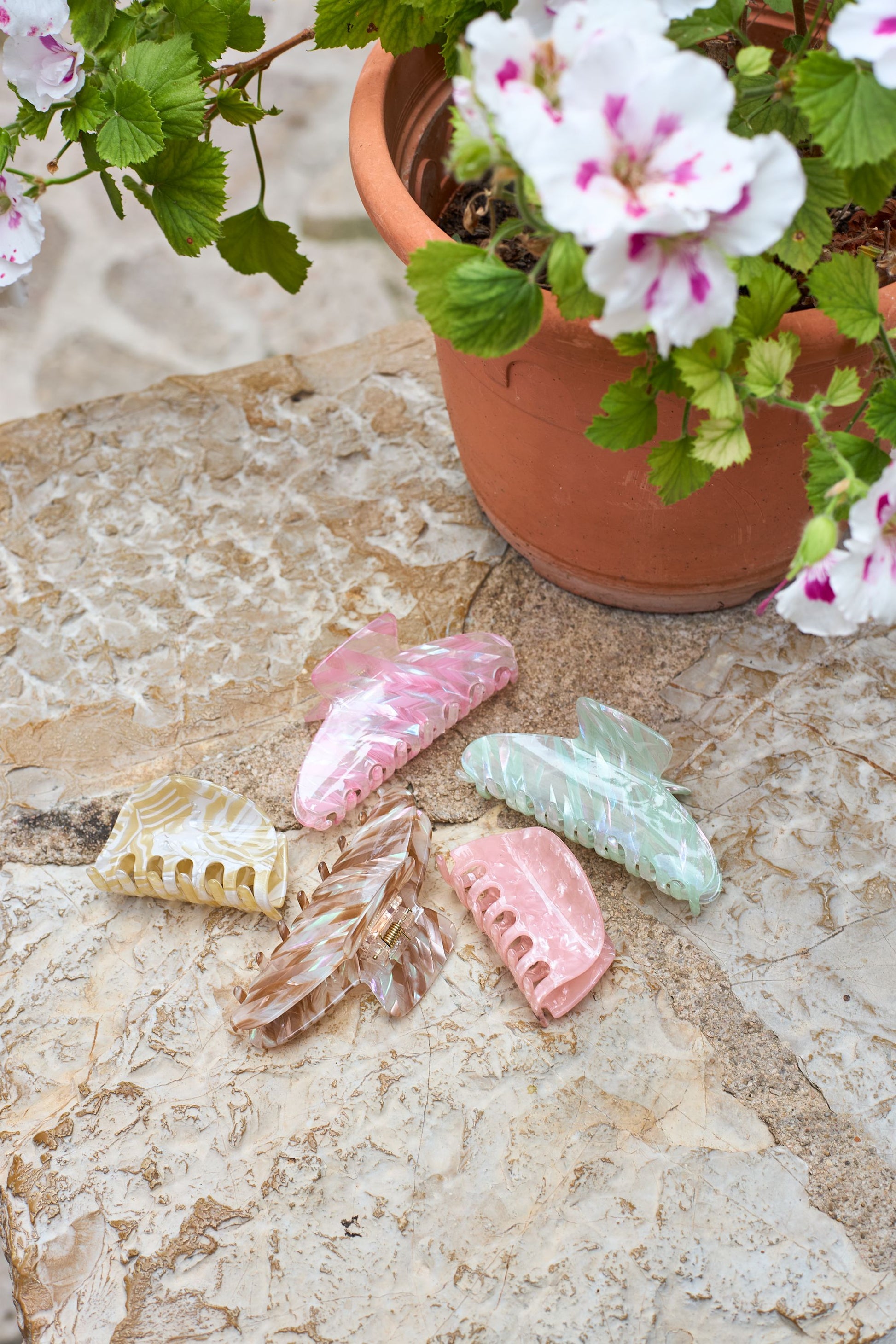 Robin Hair Claw | 2 Colours Hair Accessories Black Colour 