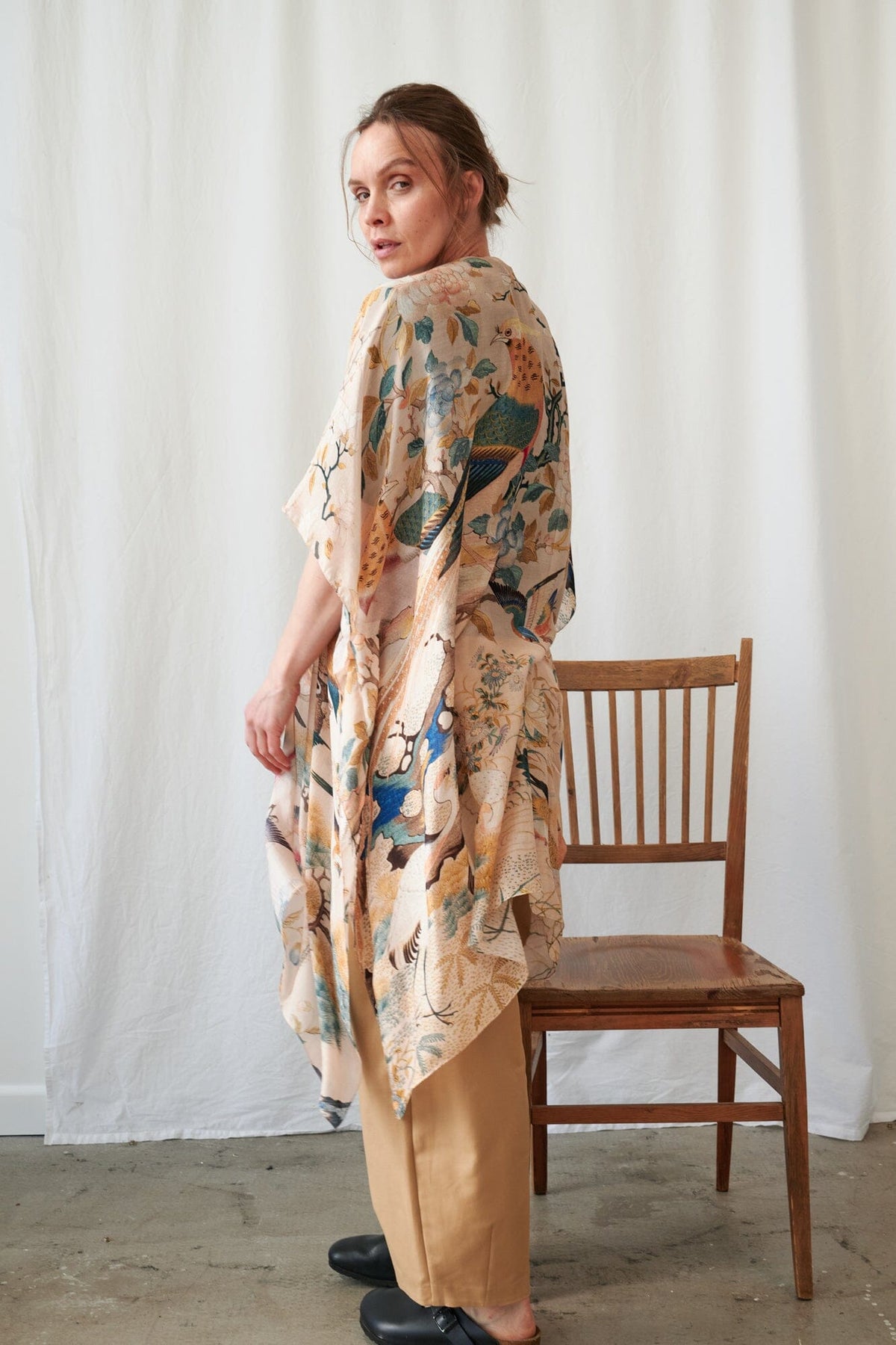 Throwover | Hummingbird | Nude Casual Kimonos One Hundred Stars 