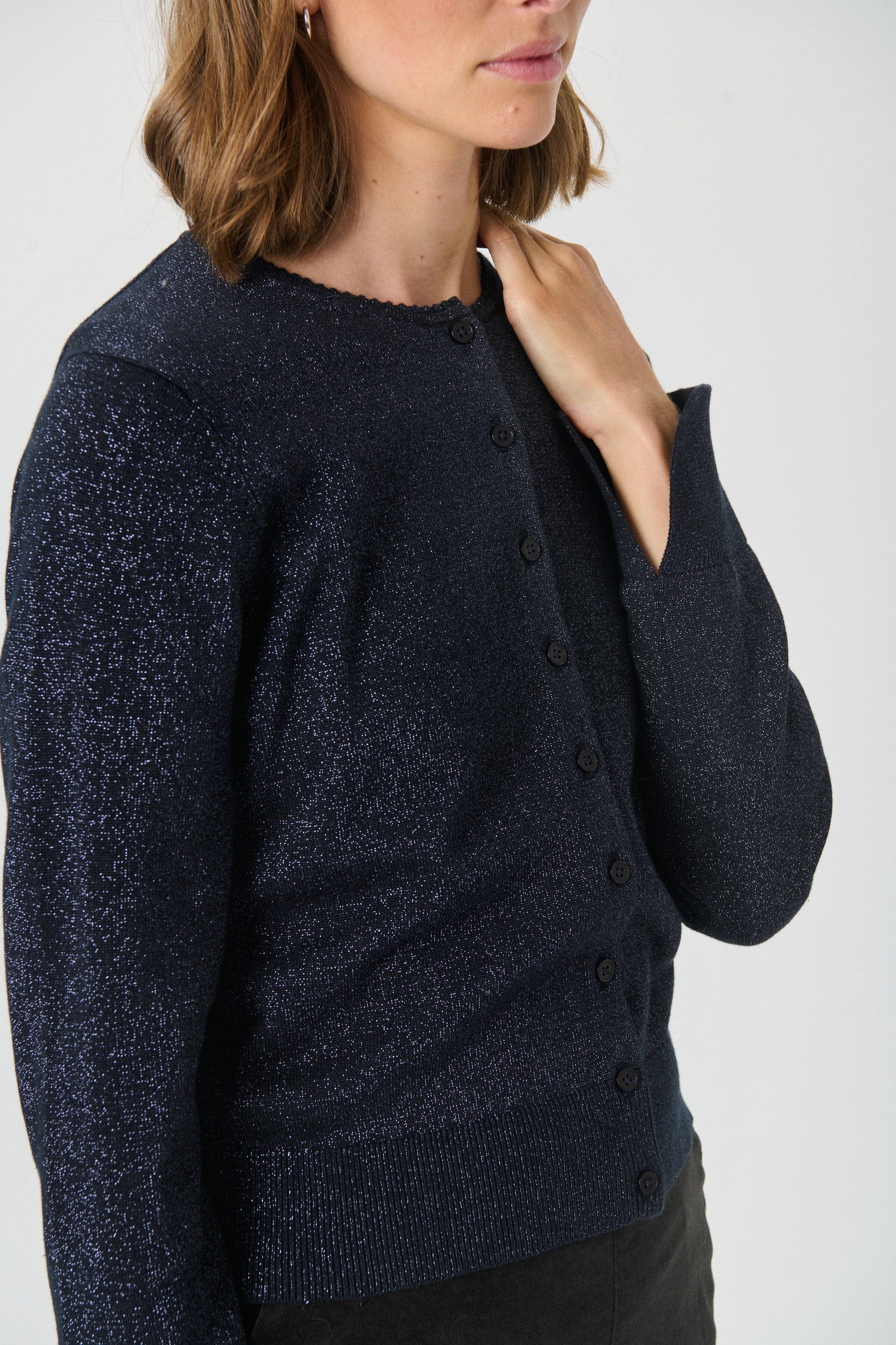 Veinta Cardigan | Dark Navy Cardigan Part Two 