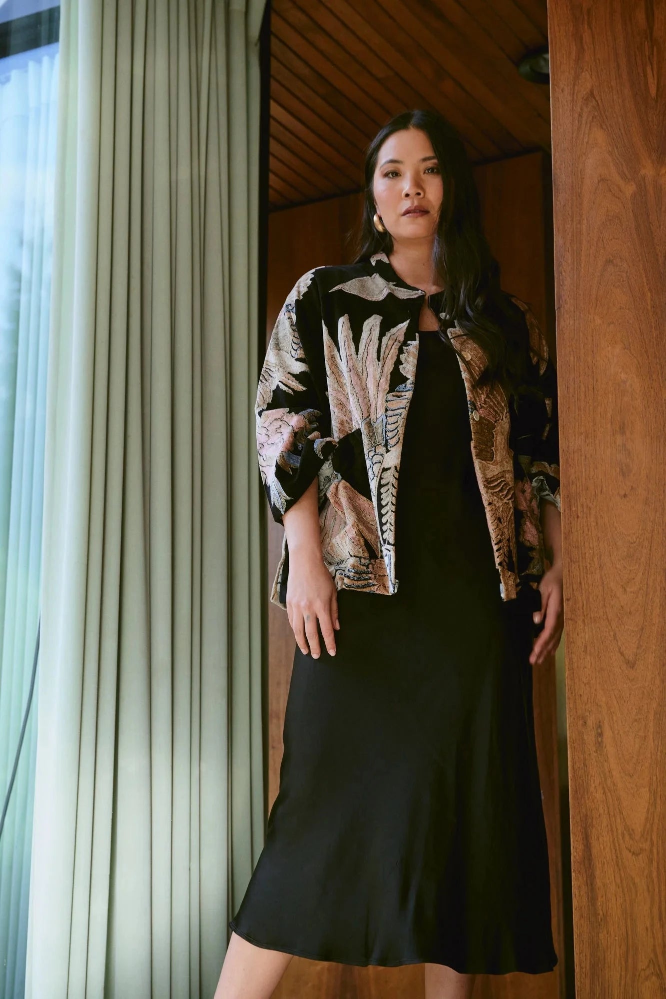 Velvet Jacket | Crane | Black Kimonos One Hundred Stars 