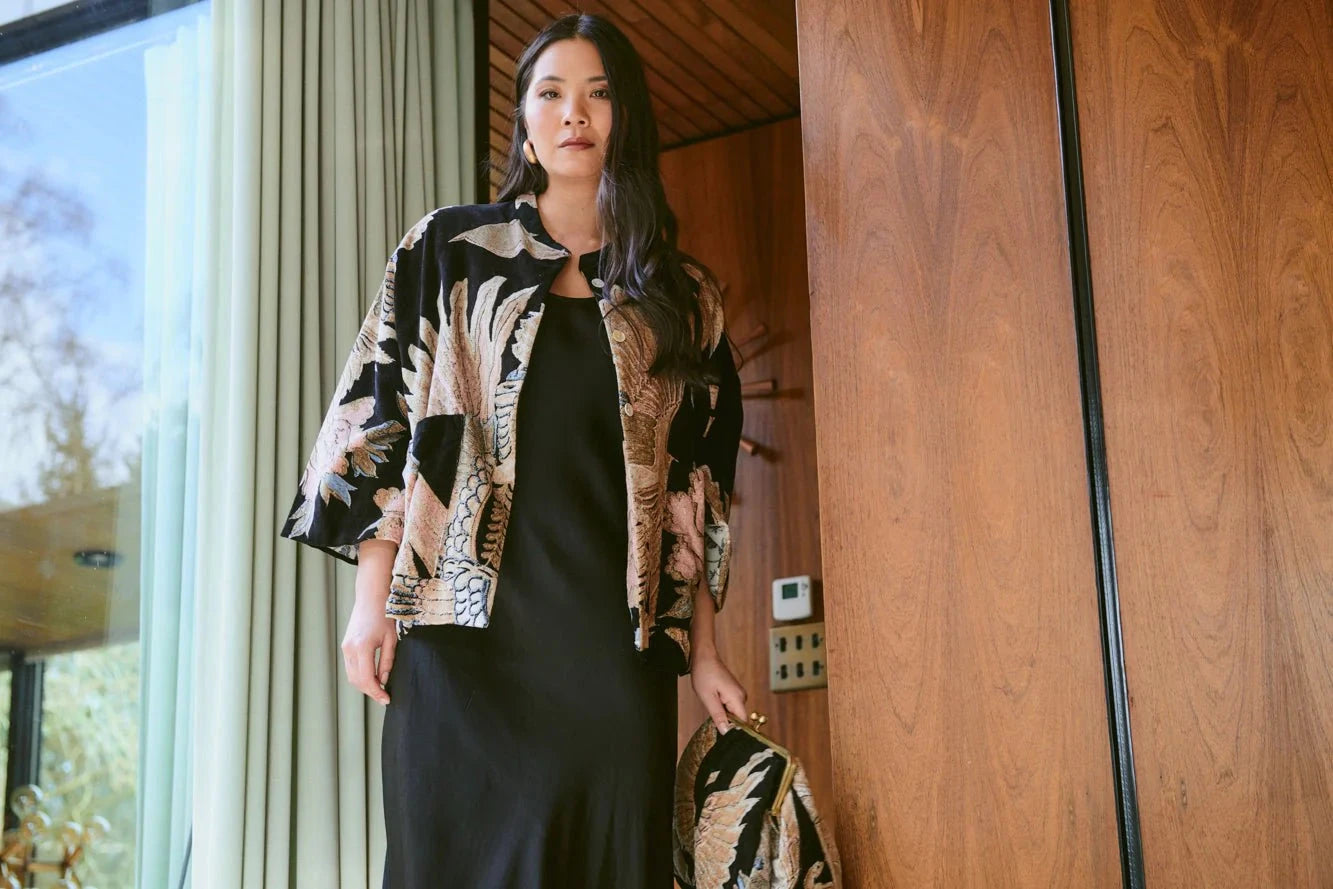 Velvet Jacket | Crane | Black Kimonos One Hundred Stars 