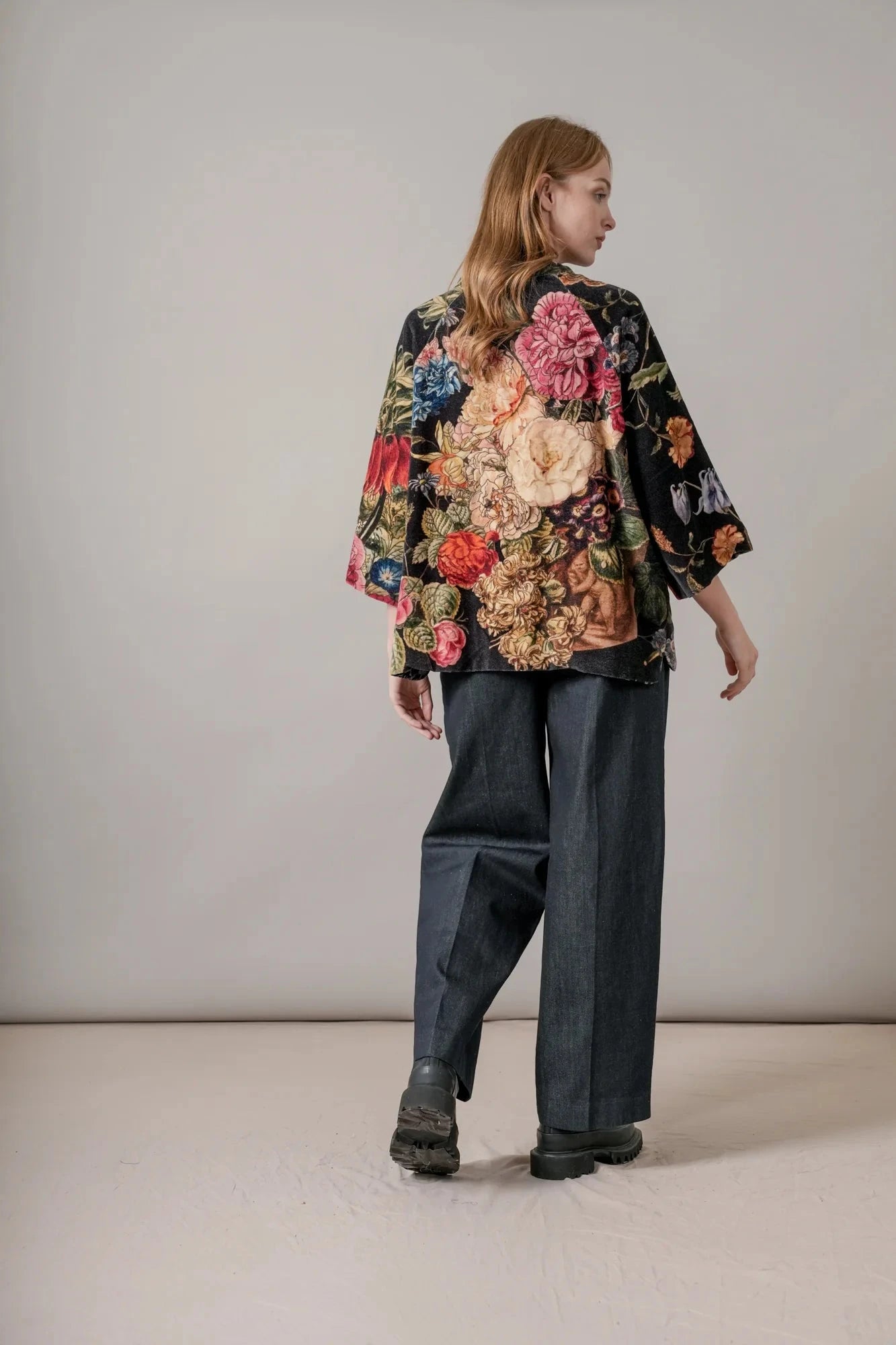 Velvet Jacket | Primula | Black Kimonos One Hundred Stars 