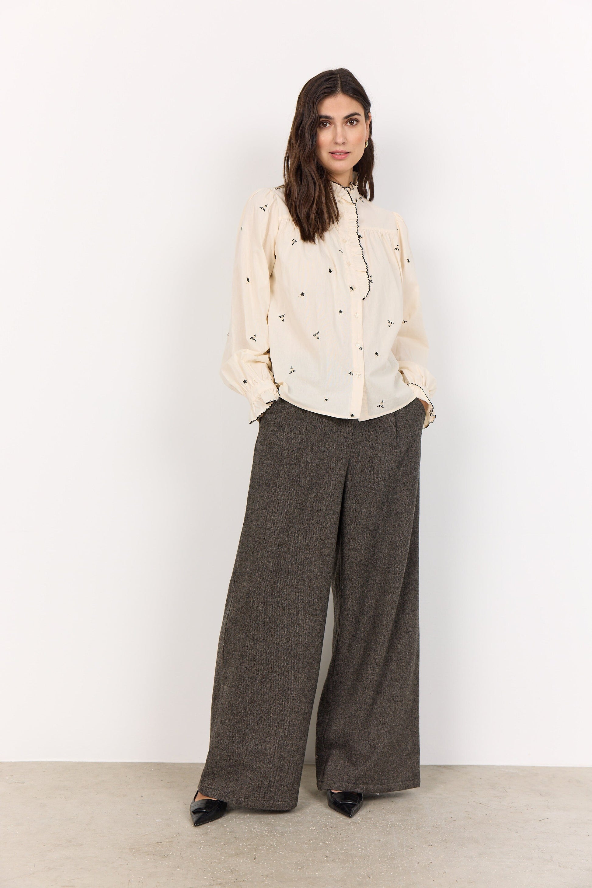 Viben Blouse | Cream Combi Blouse Soya Concept 