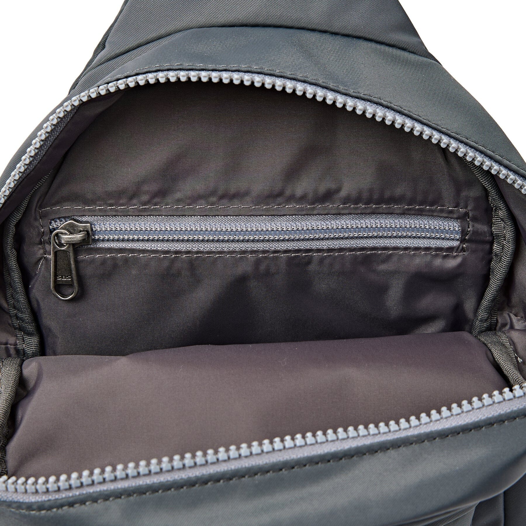 Willesden B Large Recycled Nylon | Beluga Backpacks Roka 