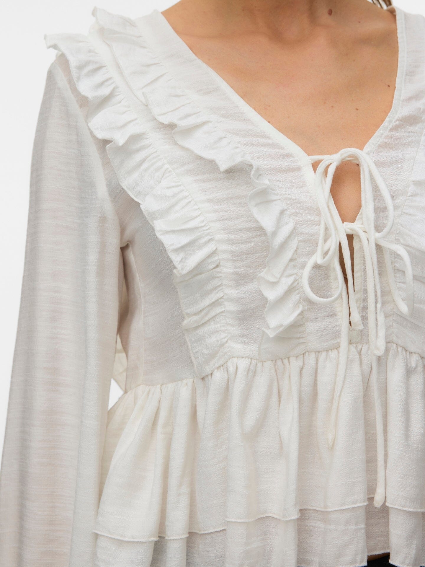 Zoey Flounce Top | Snow White Blouse Vero Moda 