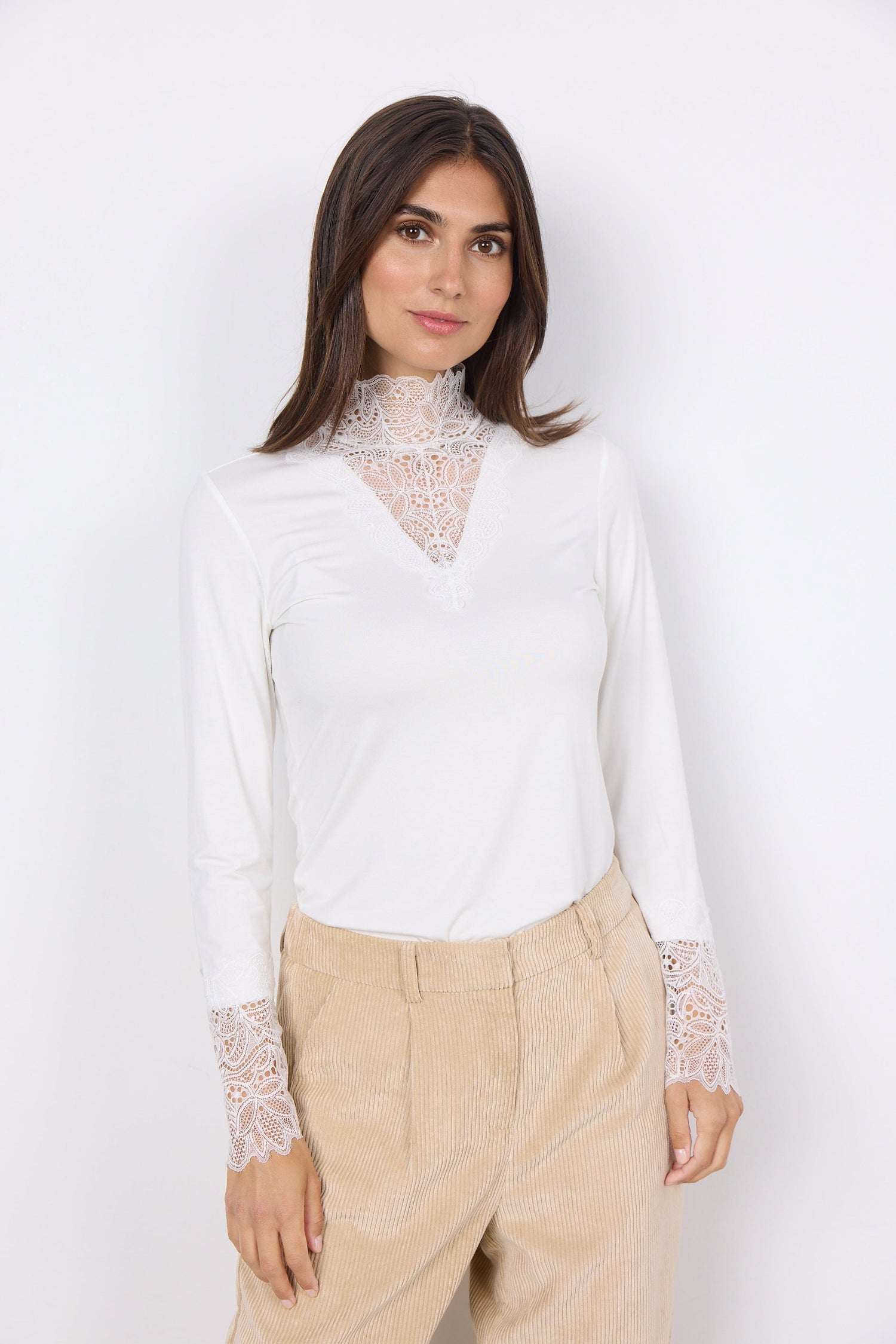 Marica Lace Top | Off White Blouse Soya Concept 